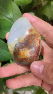 和田玉青花带红皮籽料红皮青花,独籽手把件原籽原皮,无修无上二